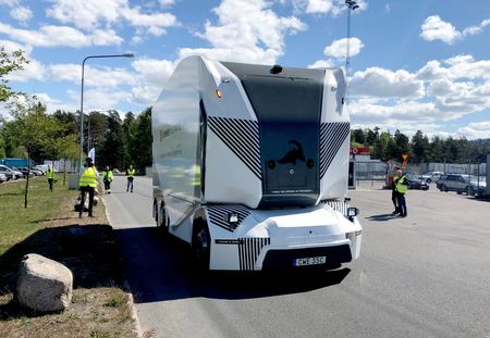 Self-Driving Truck Company Einride Expands Into Norway